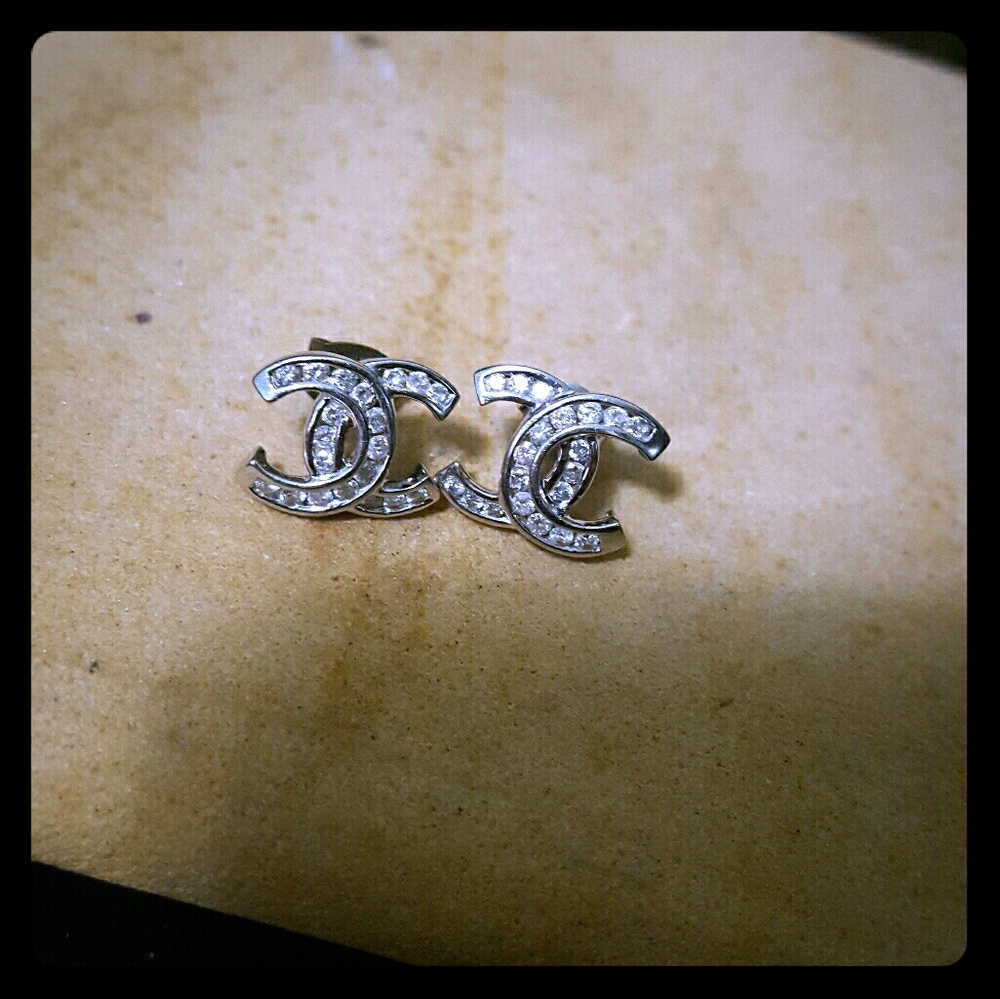 Authentic Chanel earnings